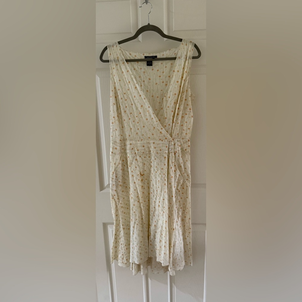Max Edition Floral Dress - Size Medium | Color: Cream